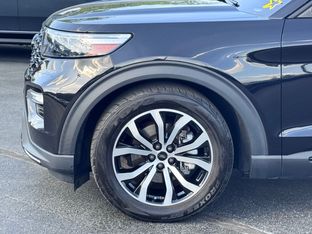 FordExplorer38