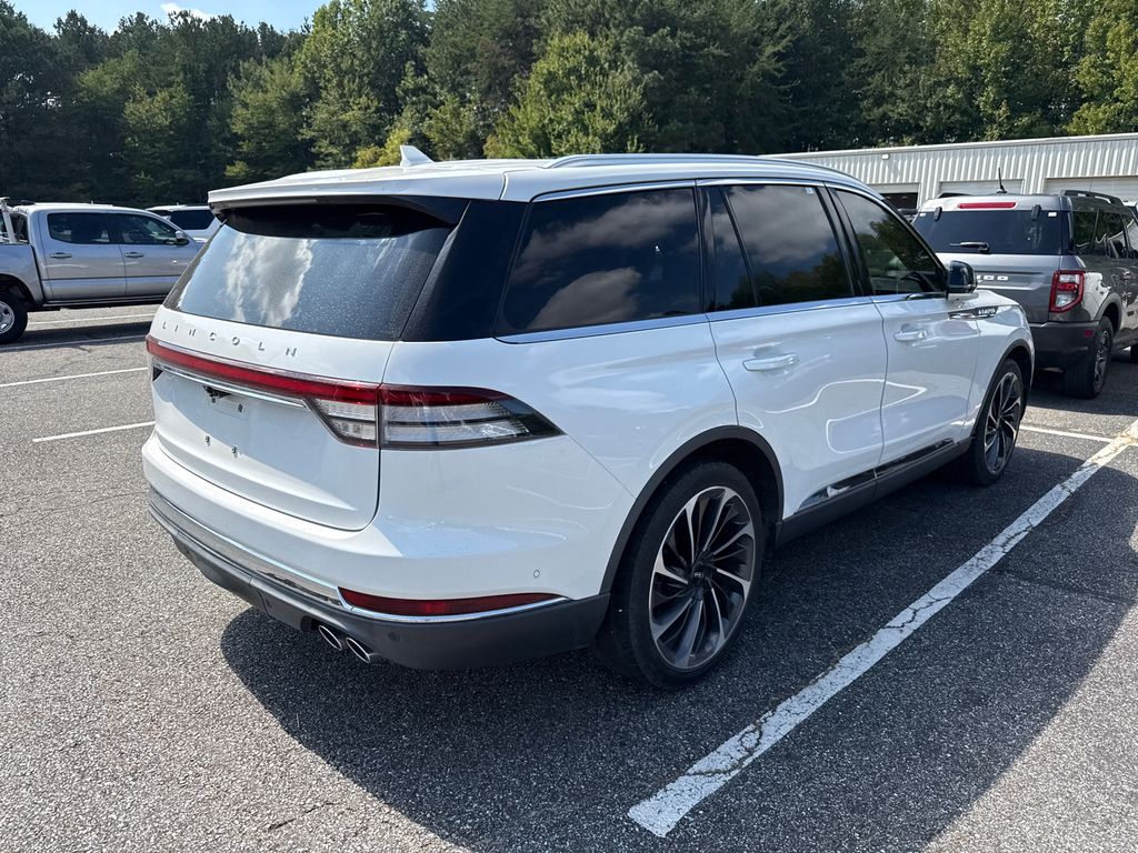 2020 White Lincoln Aviator Reserve AWD SUV