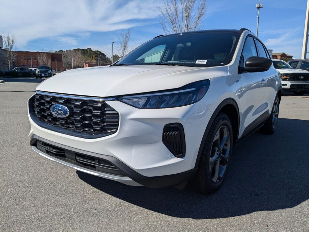 2025 Ford Escape ST-Line