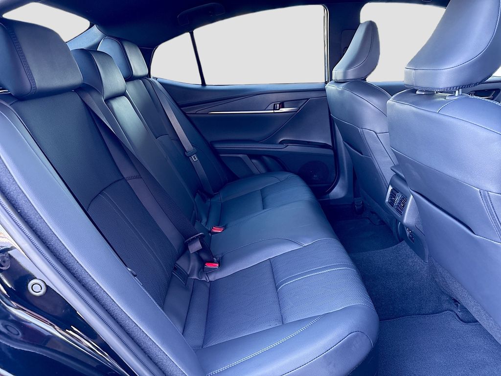 Thumbnail: 2025 Toyota Camry - 21