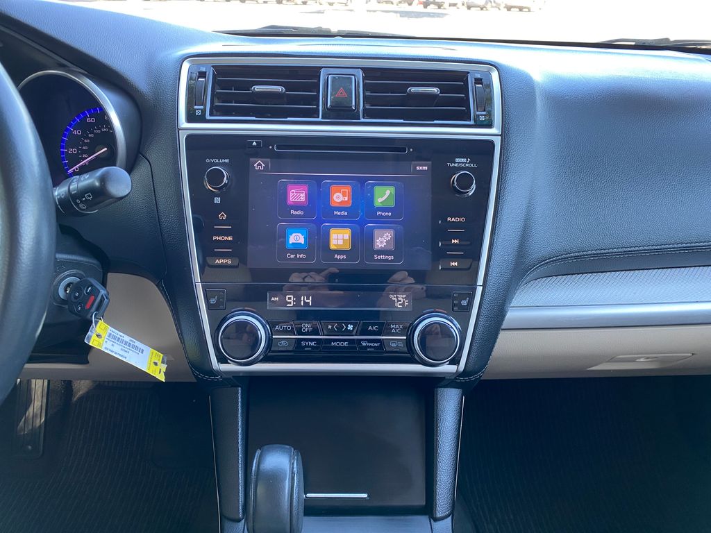 2018 Subaru Outback Premium 14