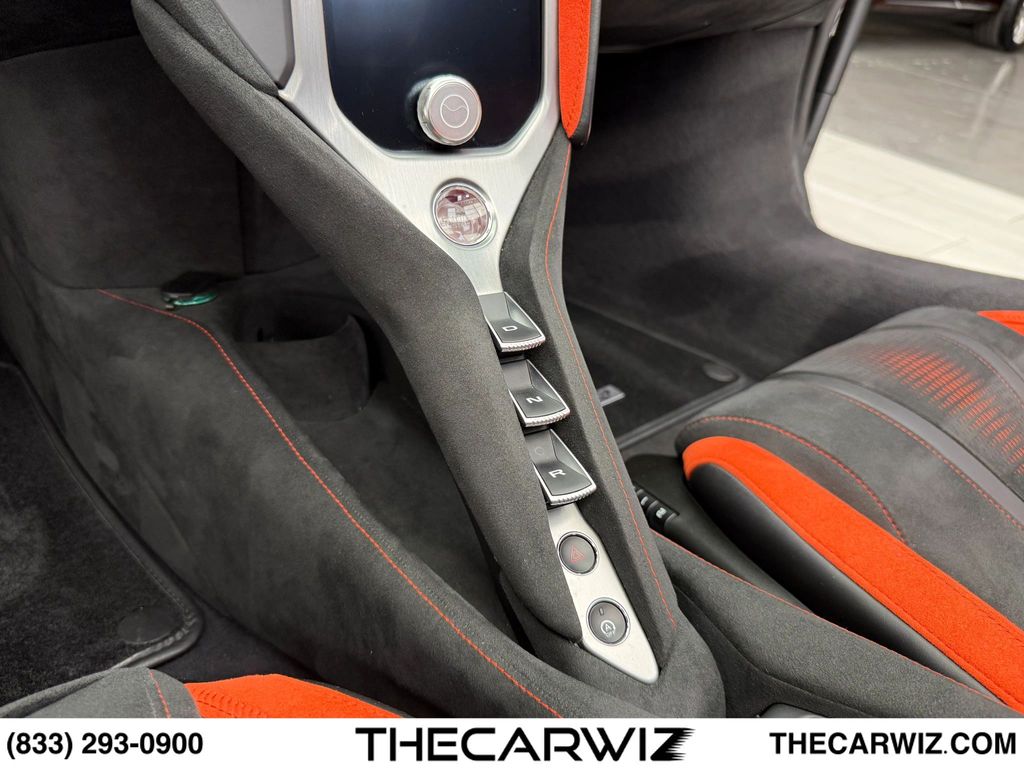 2024 McLaren 750S