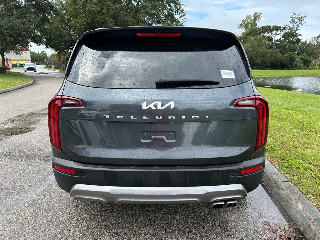 Thumbnail: 2022 Kia Telluride - 4