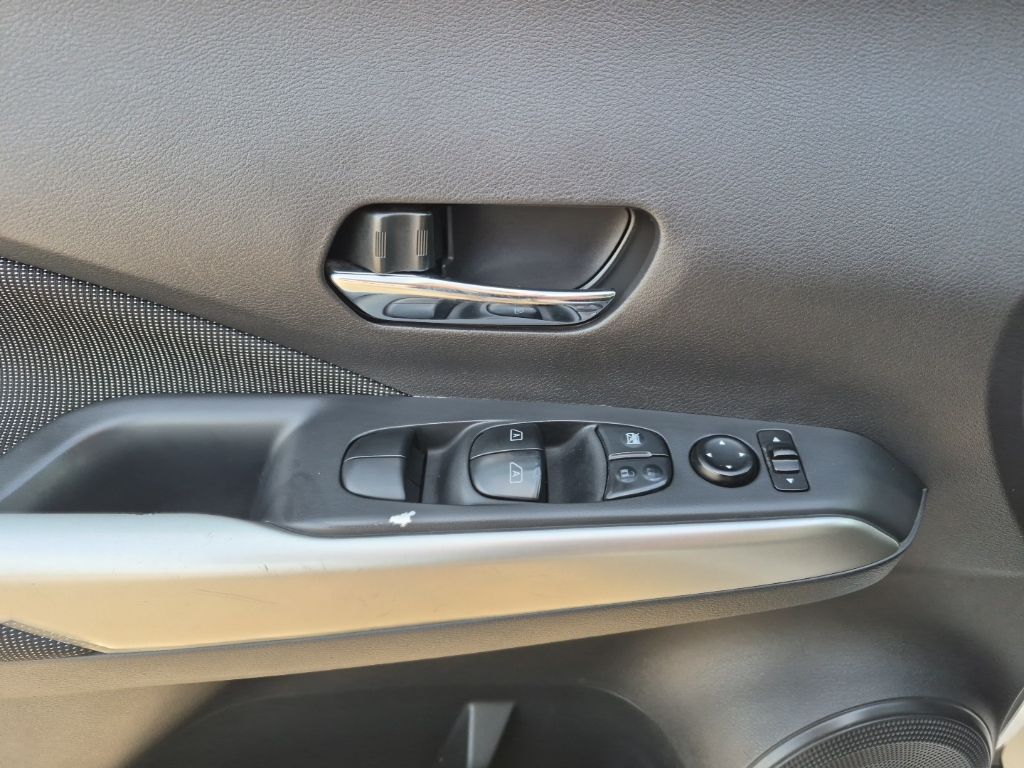 Used Car 2019 Nissan Kicks  Sv For Sale Under $15,000 In Austin, Texas