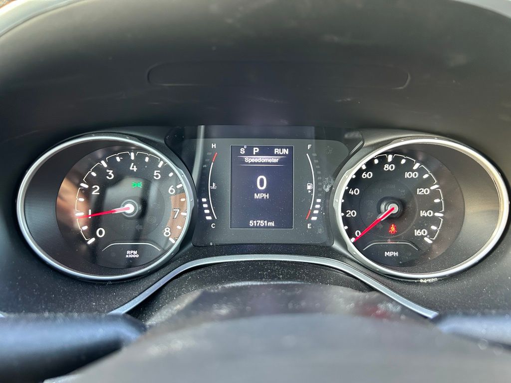Thumbnail: 2020 Jeep Compass - 23