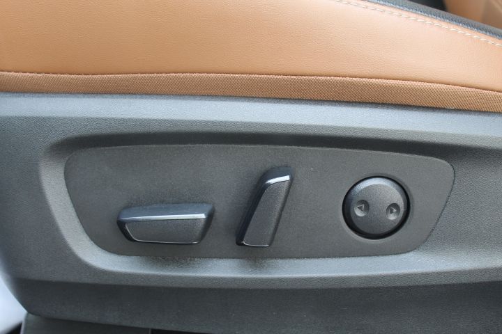 Used Car 2024 Nissan Pathfinder  Platinum For Sale Under $40,000 In Georgetown, Texas