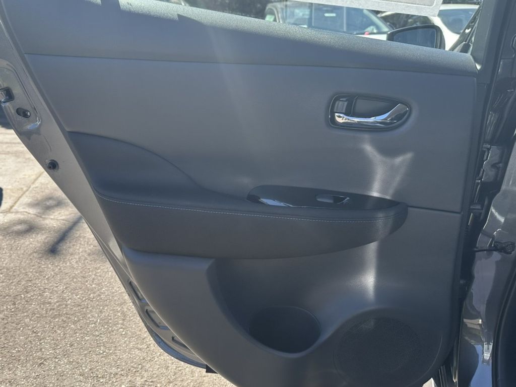 2025 Nissan Leaf SV Plus