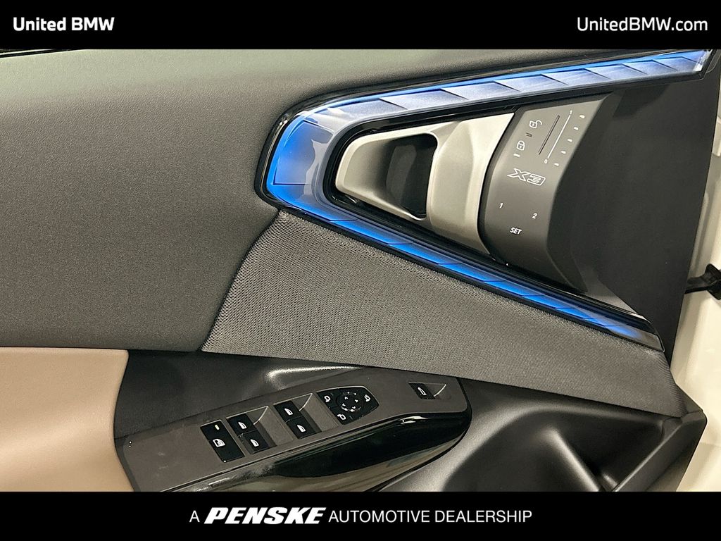 Thumbnail: 2026 BMW X3 - 3