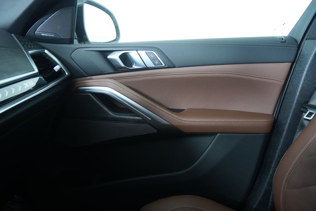 Thumbnail: 2026 BMW X6 - 24