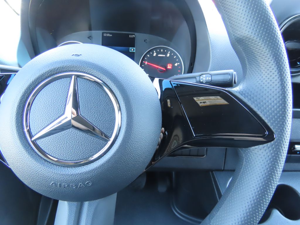 Thumbnail: 2025 Mercedes-Benz Sprinter - 13