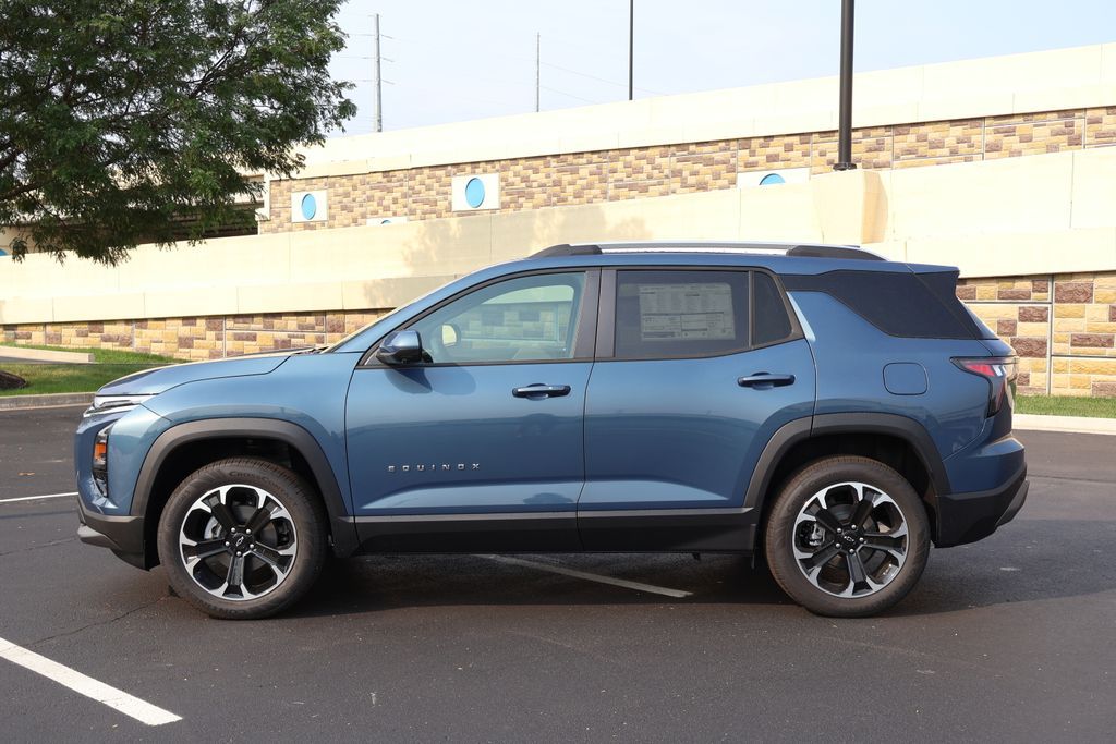 Thumbnail: 2027 Chevrolet Equinox - 4