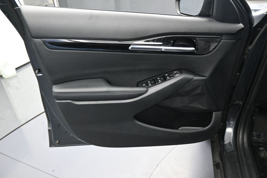 Used 2024 Gravity Gray Kia EX image 13