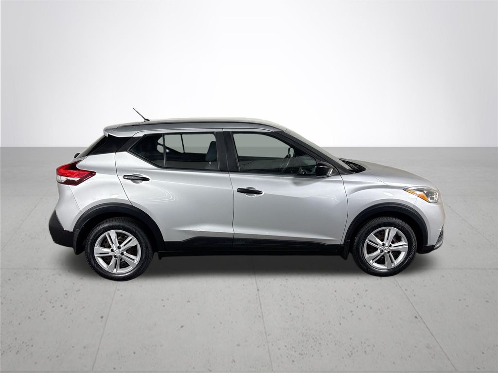 2020 Nissan Kicks S