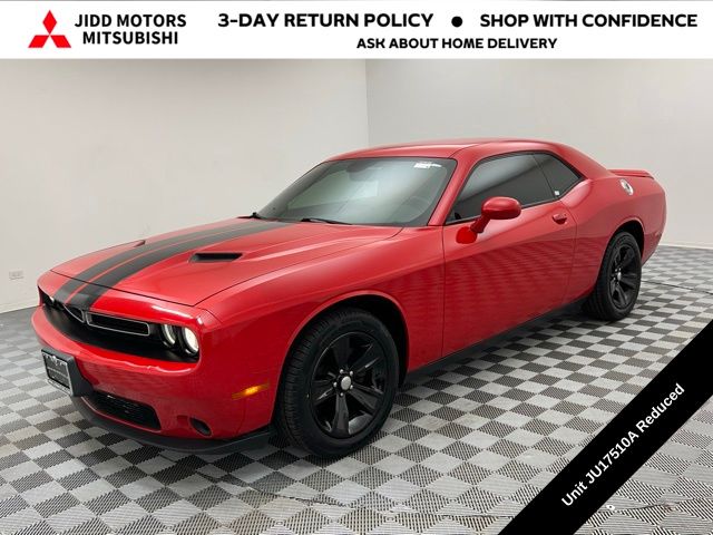 2019 Dodge Challenger SXT RWD