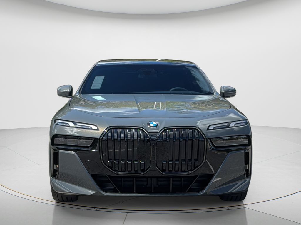New 2026 Gray BMW 760i xDrive image 30