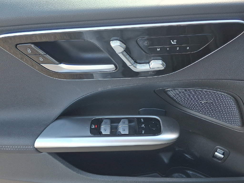 Thumbnail: 2026 Mercedes-Benz C-Class - 12