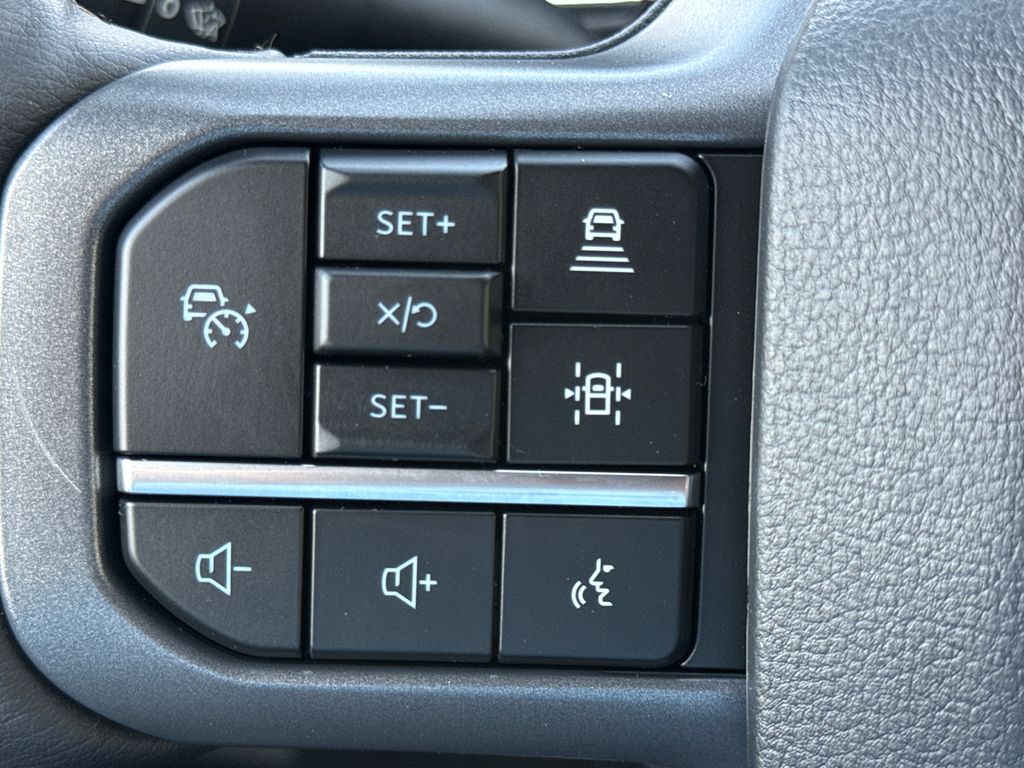 New 2026 Black Ford Lariat image 32
