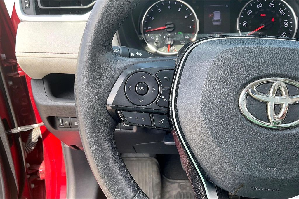Used 2020 Toyota RAV4 SUV