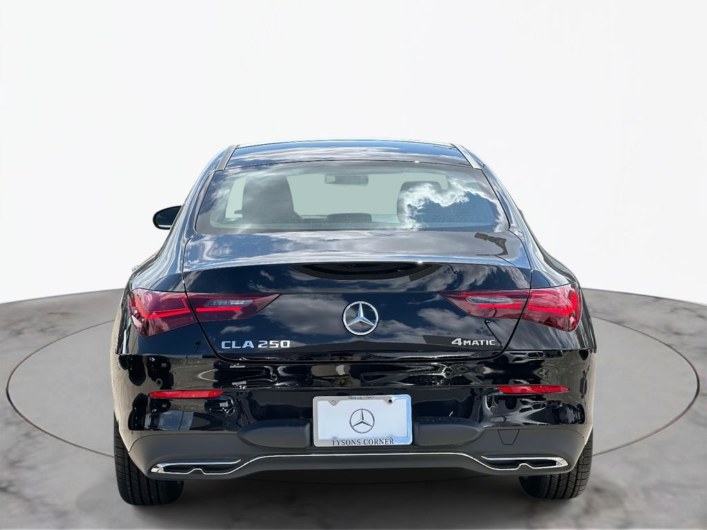2025 Mercedes-Benz CLA 250 4