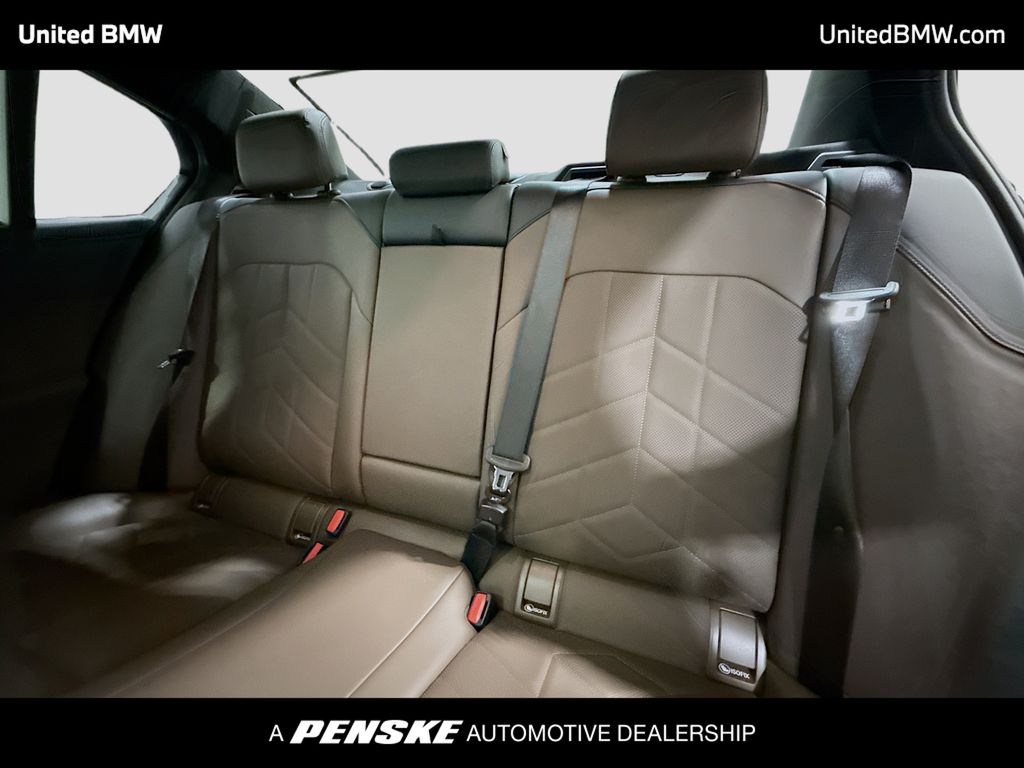 Thumbnail: 2025 BMW i5 - 12