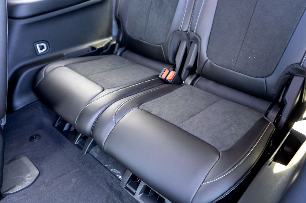 New Car 2025 Jeep Grand Cherokee L  Laredo For Sale Under $50,000 In Taylor, Texas