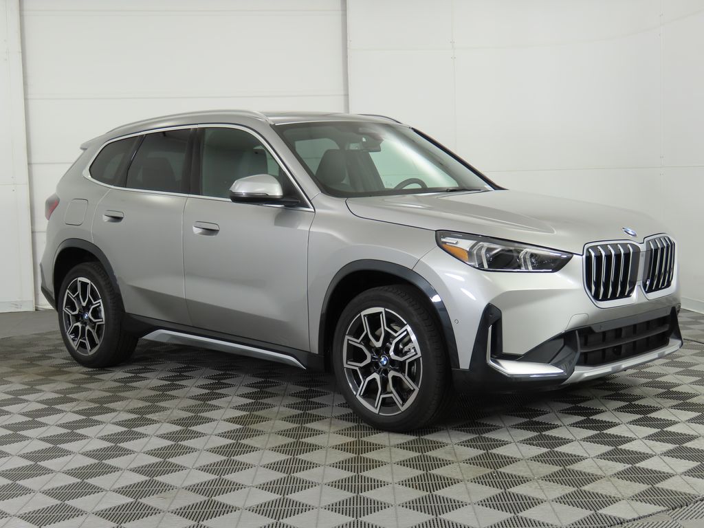 Thumbnail: 2025 BMW X1 - 3
