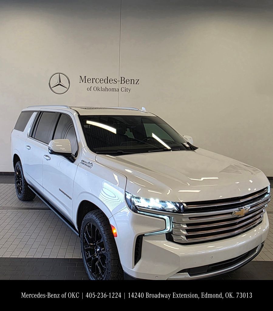 2023 Chevrolet Suburban High Country photo 2