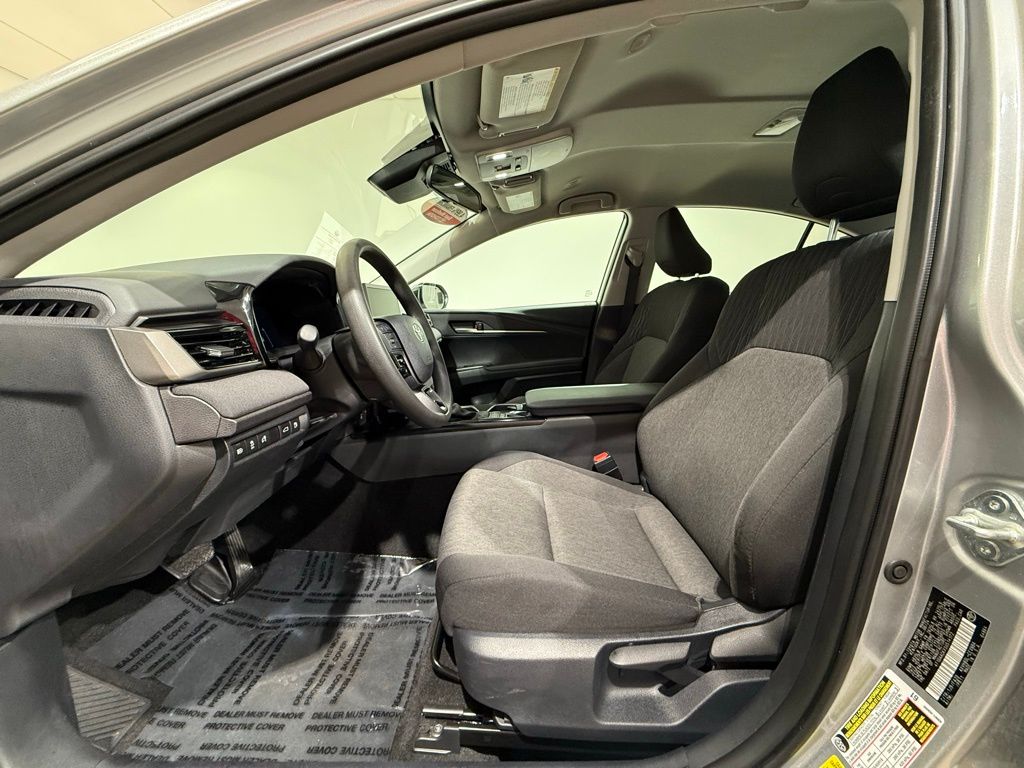 Thumbnail: 2025 Toyota Camry - 12