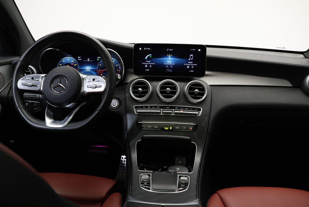 Thumbnail: 2023 Mercedes-Benz GLC - 16