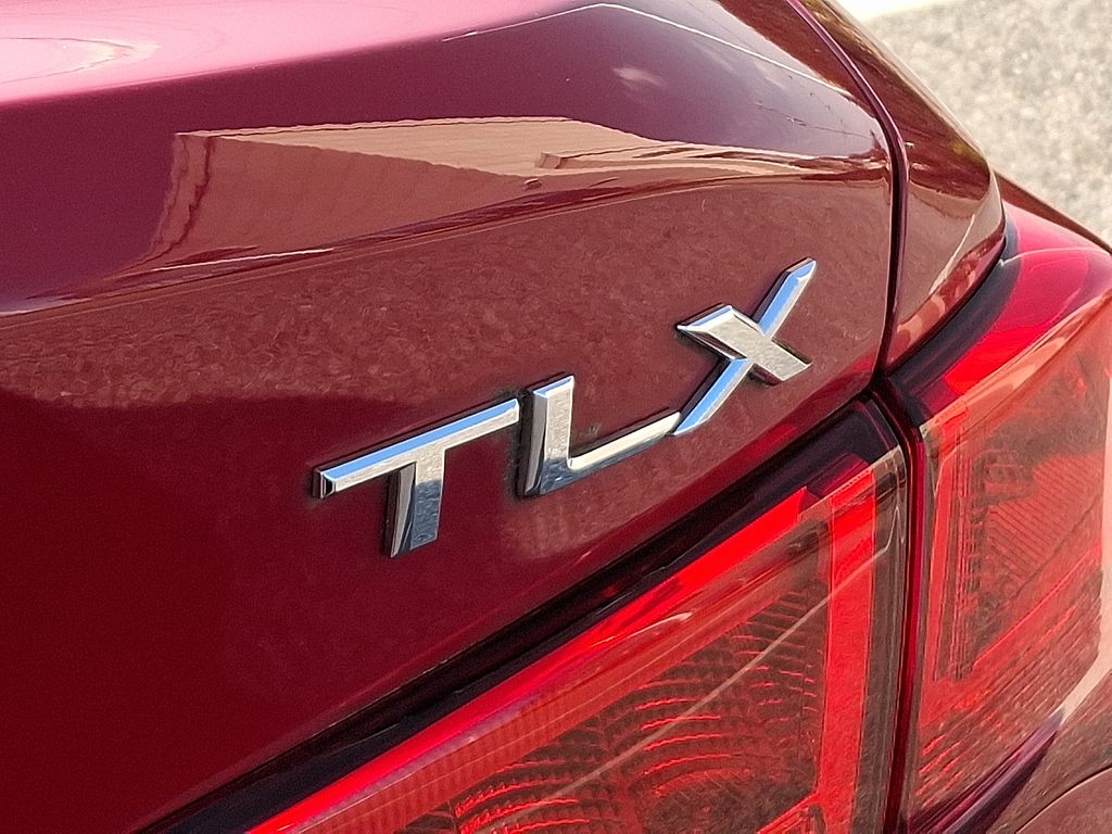 Thumbnail: 2018 Acura TLX - 31