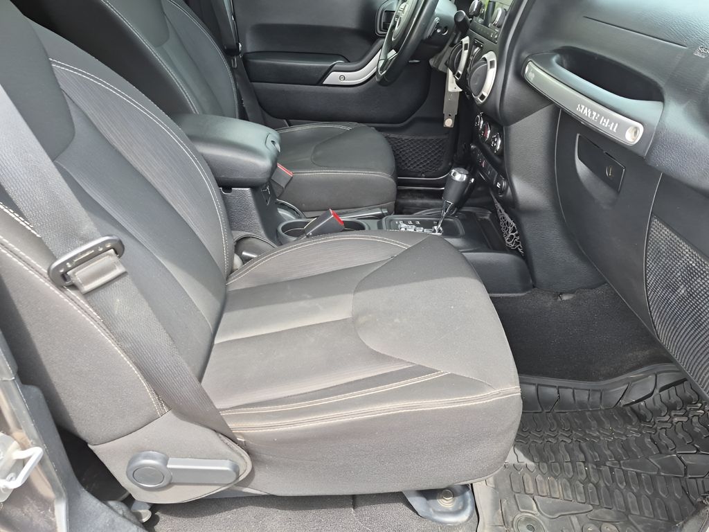 Used Car 2016 Jeep Wrangler  Unlimited Rubicon For Sale Under $30,000 In Austin, Texas