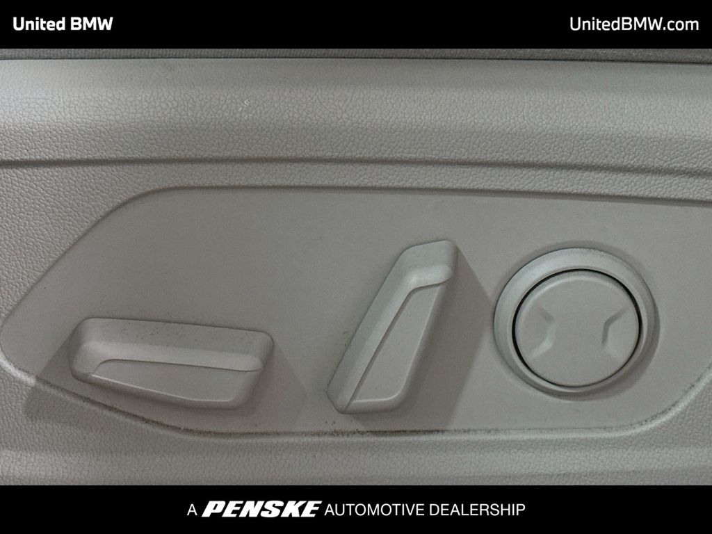 Thumbnail: 2021 Kia Sorento - 4