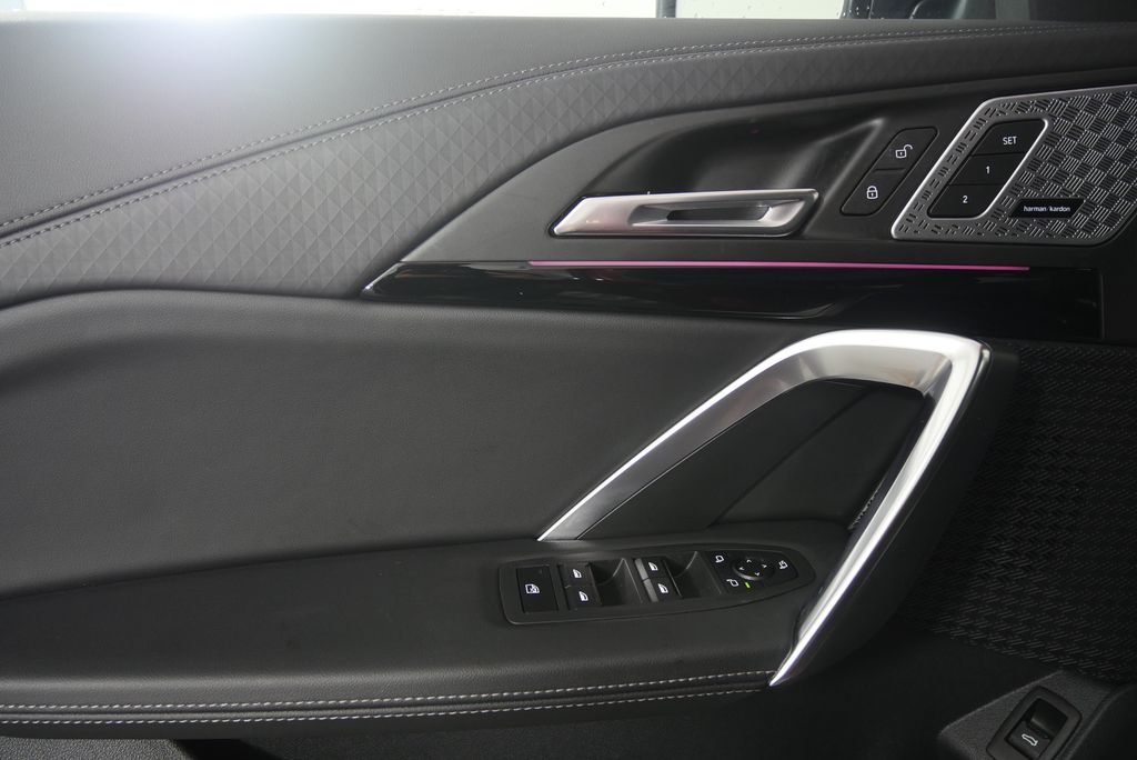 Thumbnail: 2024 BMW X2 - 8