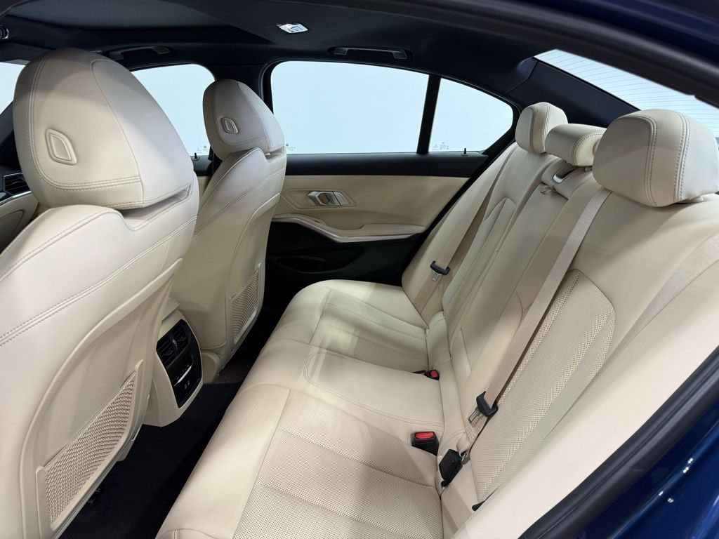 2022 BMW 3 Series 330i xDrive 22