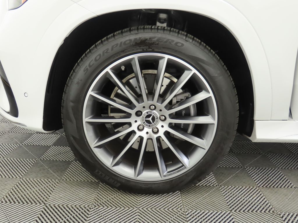 Thumbnail: 2026 Mercedes-Benz GLE - 29