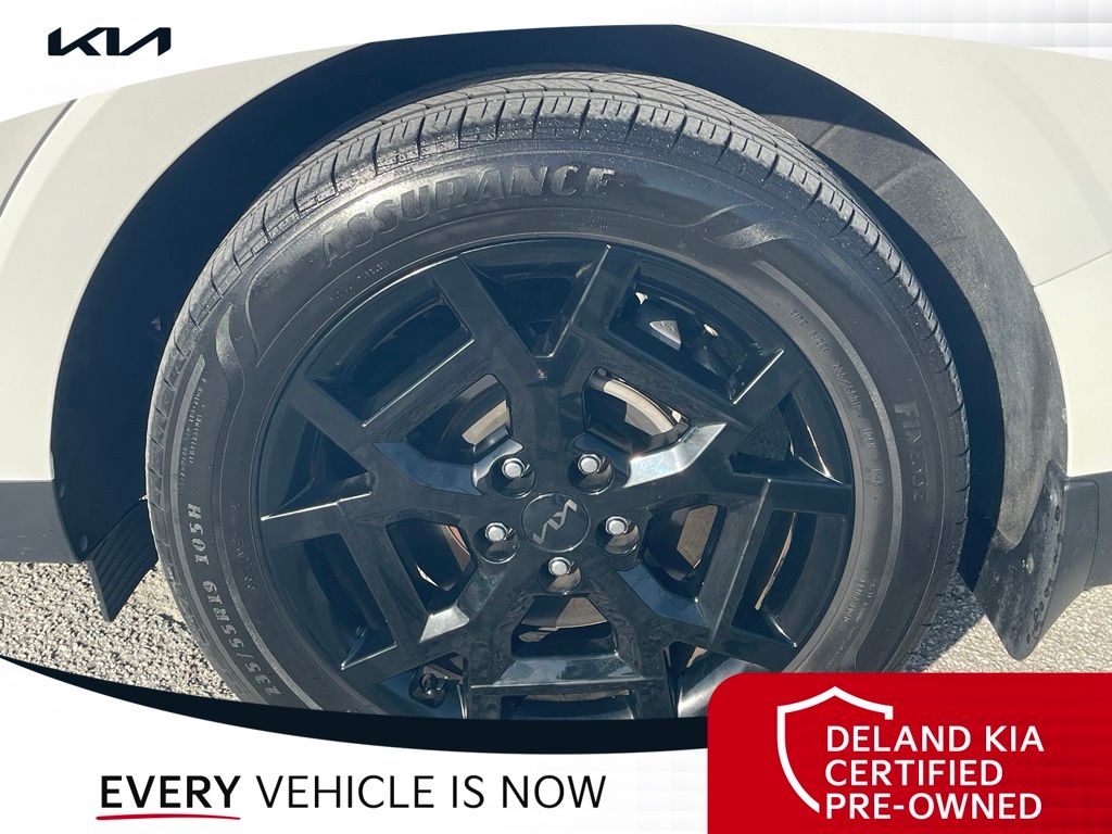 Used 2026 Kia Carnival Van