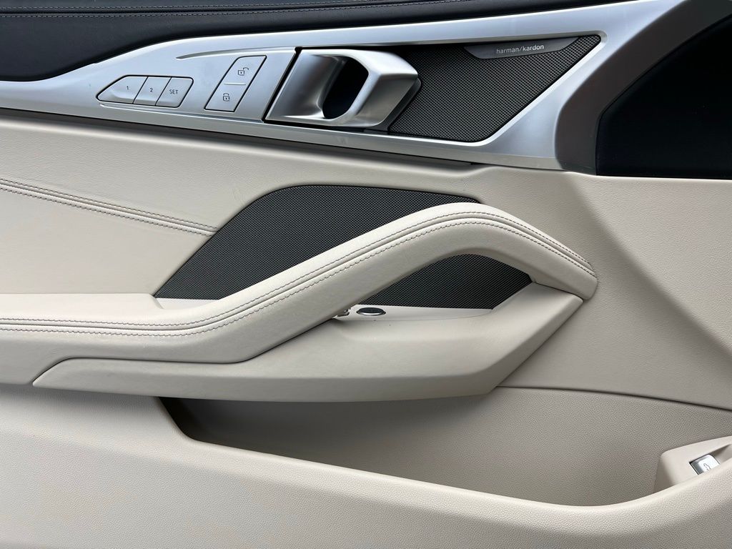 Thumbnail: 2023 BMW 8 Series - 21