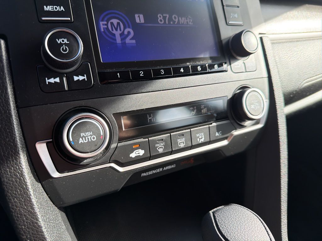 Thumbnail: 2020 Honda Civic - 30