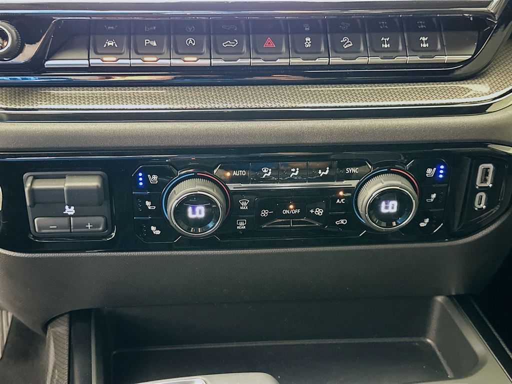 Thumbnail: 2025 Chevrolet Silverado 1500 - 16