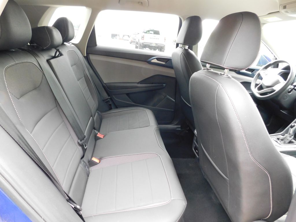 Thumbnail: 2024 Volkswagen Taos - 5