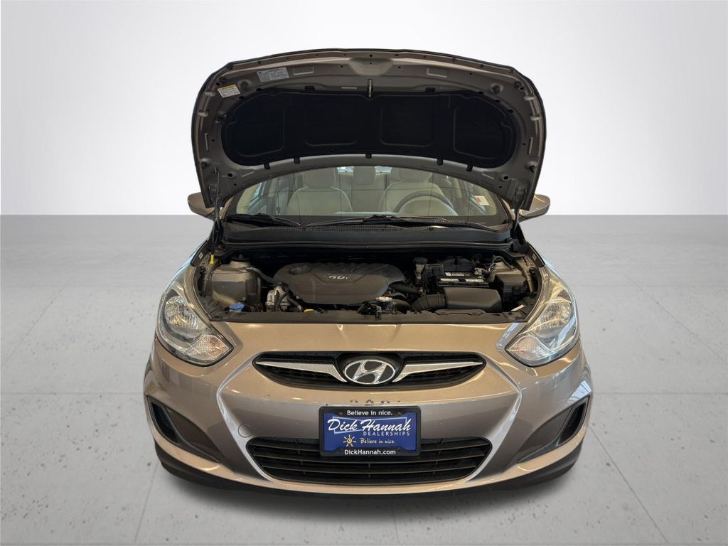 2013 Hyundai Accent GLS