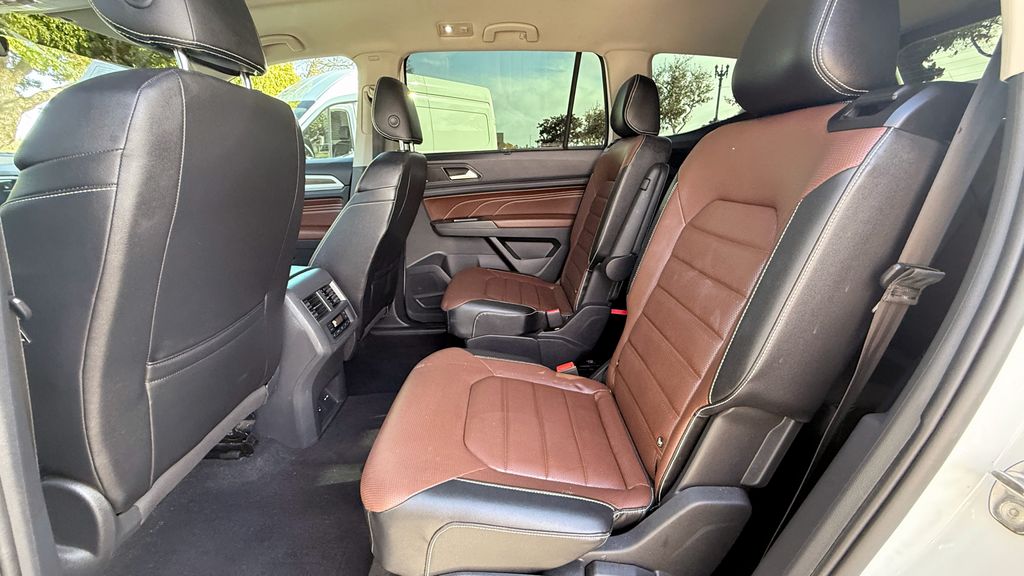 Used 2021 Volkswagen Atlas SEL Premium 4D Sport Utility