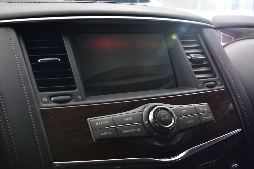 2018 Nissan Armada SV 13