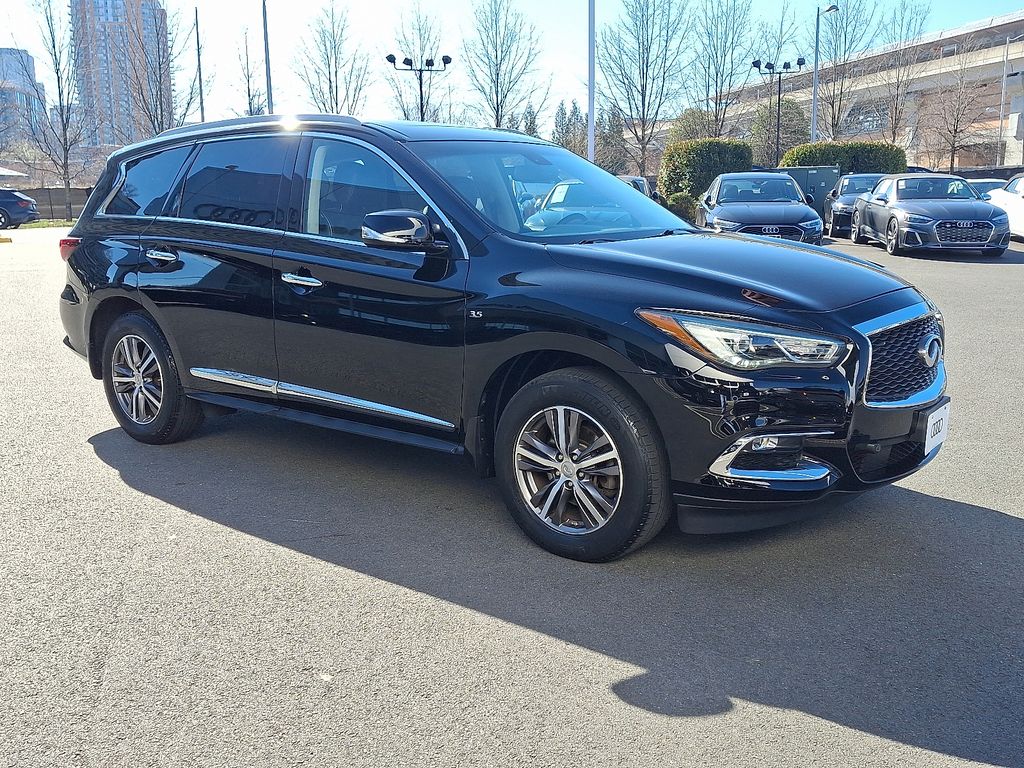 Thumbnail: 2018 INFINITI QX60 - 3