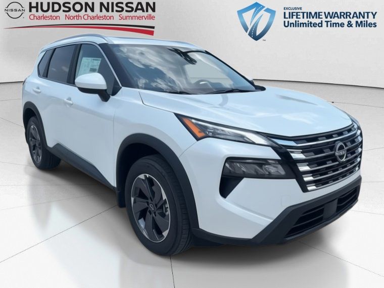 2025 Everest White Pearl Nissan Rogue SV FWD SUV