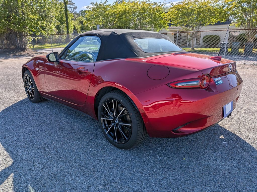 2026 Mazda MX-5 Miata Grand Touring
