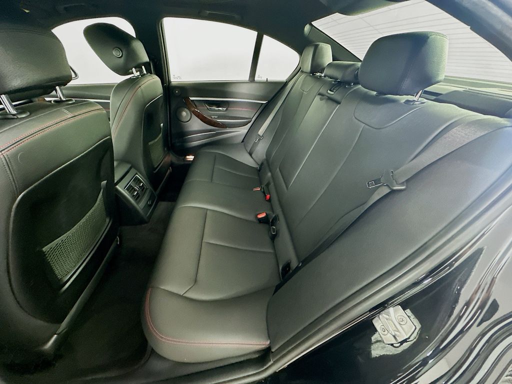 2018 BMW 3 Series 330e iPerformance 25