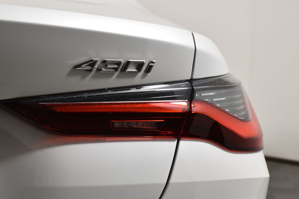 Thumbnail: 2024 BMW 4 Series - 13