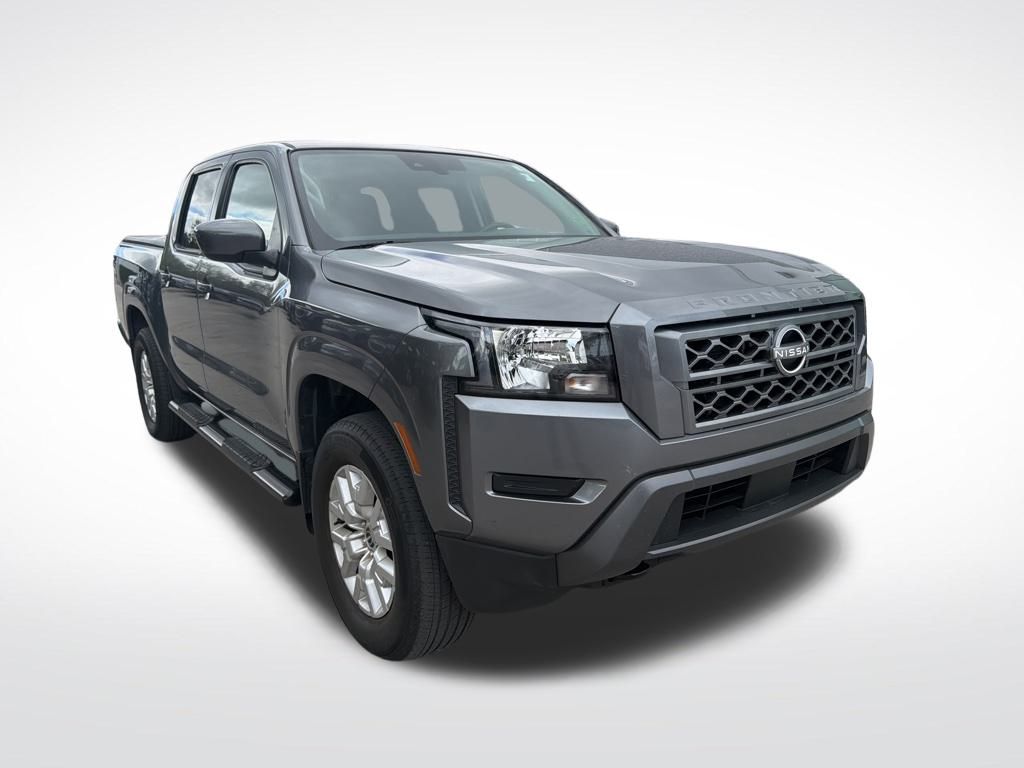 2022 Nissan Frontier SV's photo