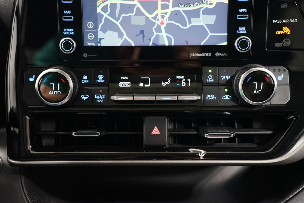 2022 Toyota Highlander XLE 20